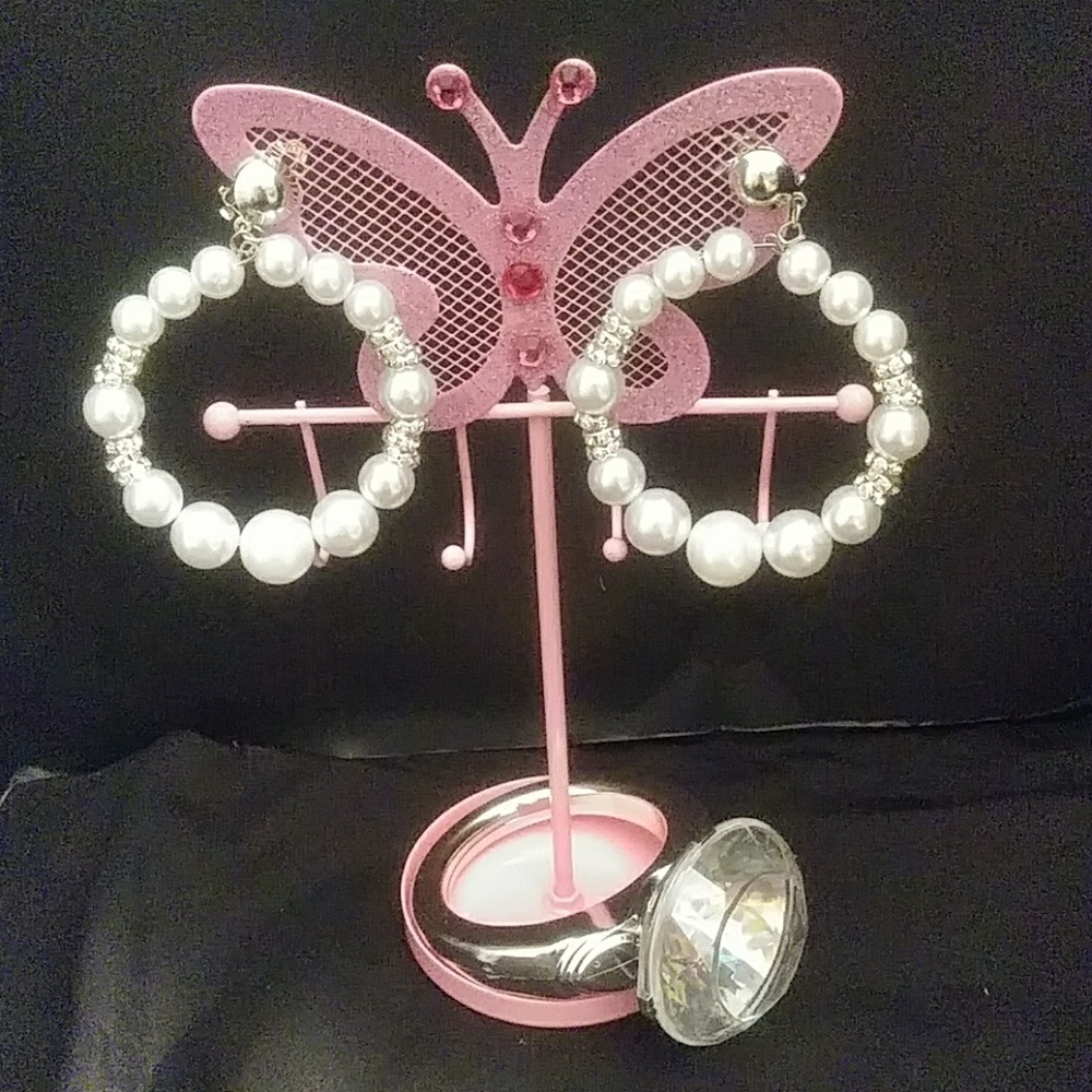 Clip on earrings